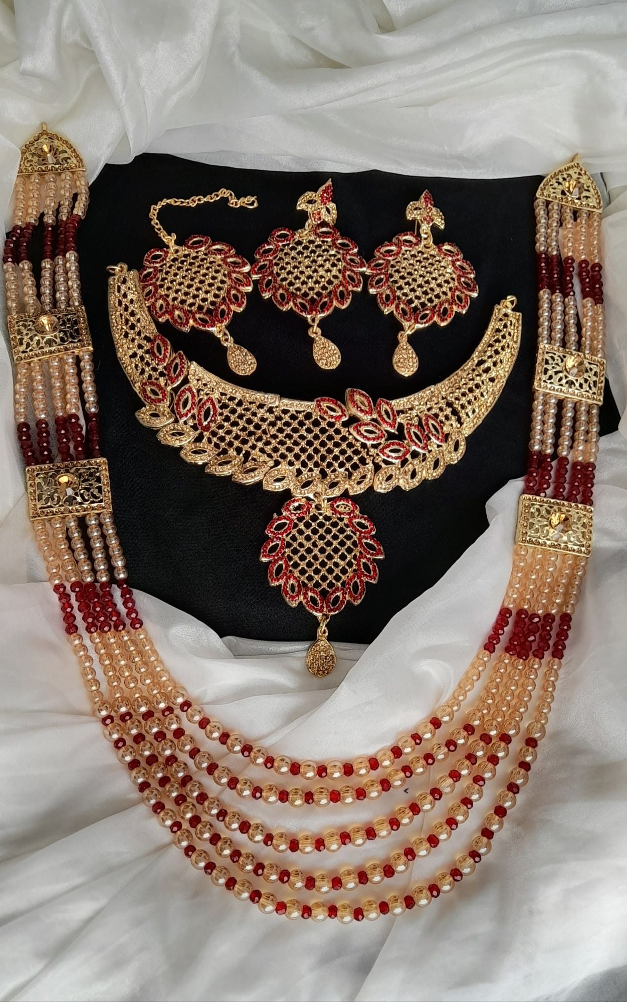 Fancy necklace sets with long mala