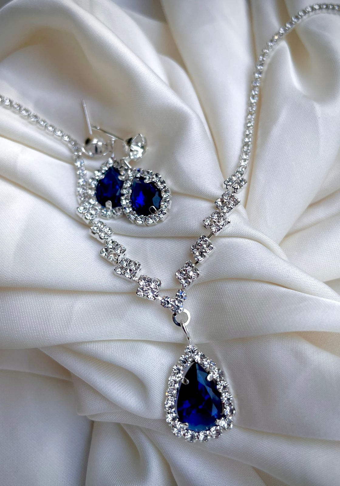 Silver Earrings and Necklace Blue Gem Cubic Zircon Sparkly Bridal Beautiful Set Jewelry for Women Sparkling