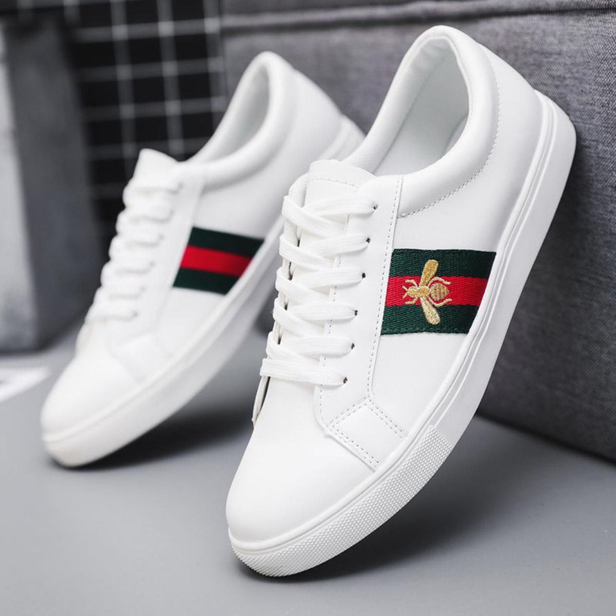 White Sneakers for men's || stylish and tranding sneakers for boys