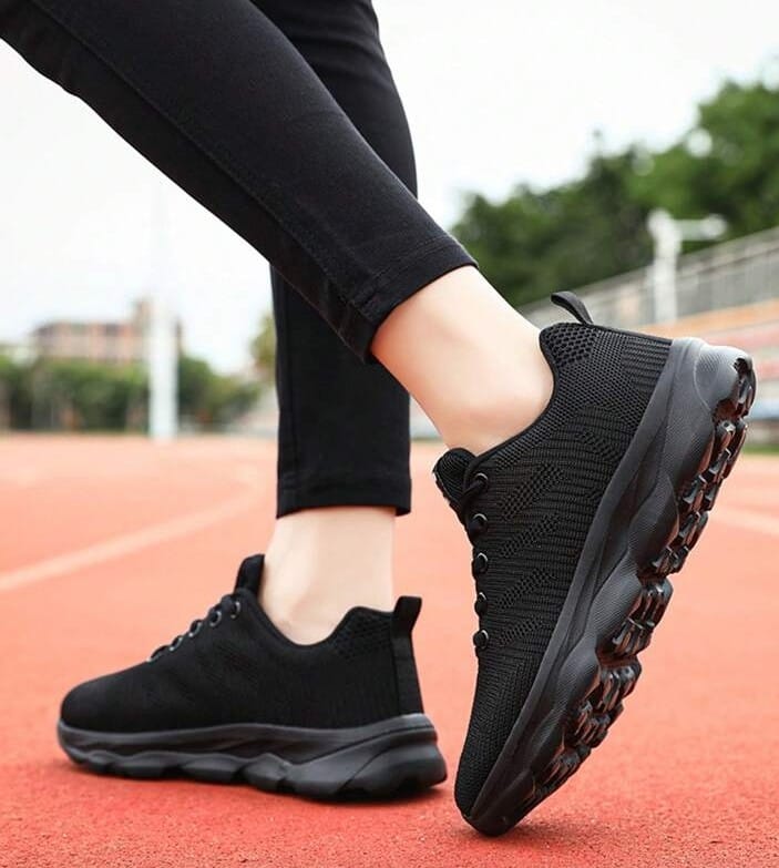 New Men's Sneakers High Quality Shoes For Men Mesh Breathable Summer Casual Walking Sneaker Tenis Zapatillas Hombre